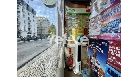 Loja para Venda em Santo António