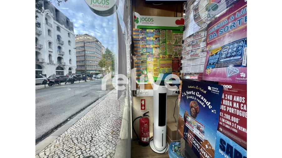 Loja para Venda em Santo António Foto 18