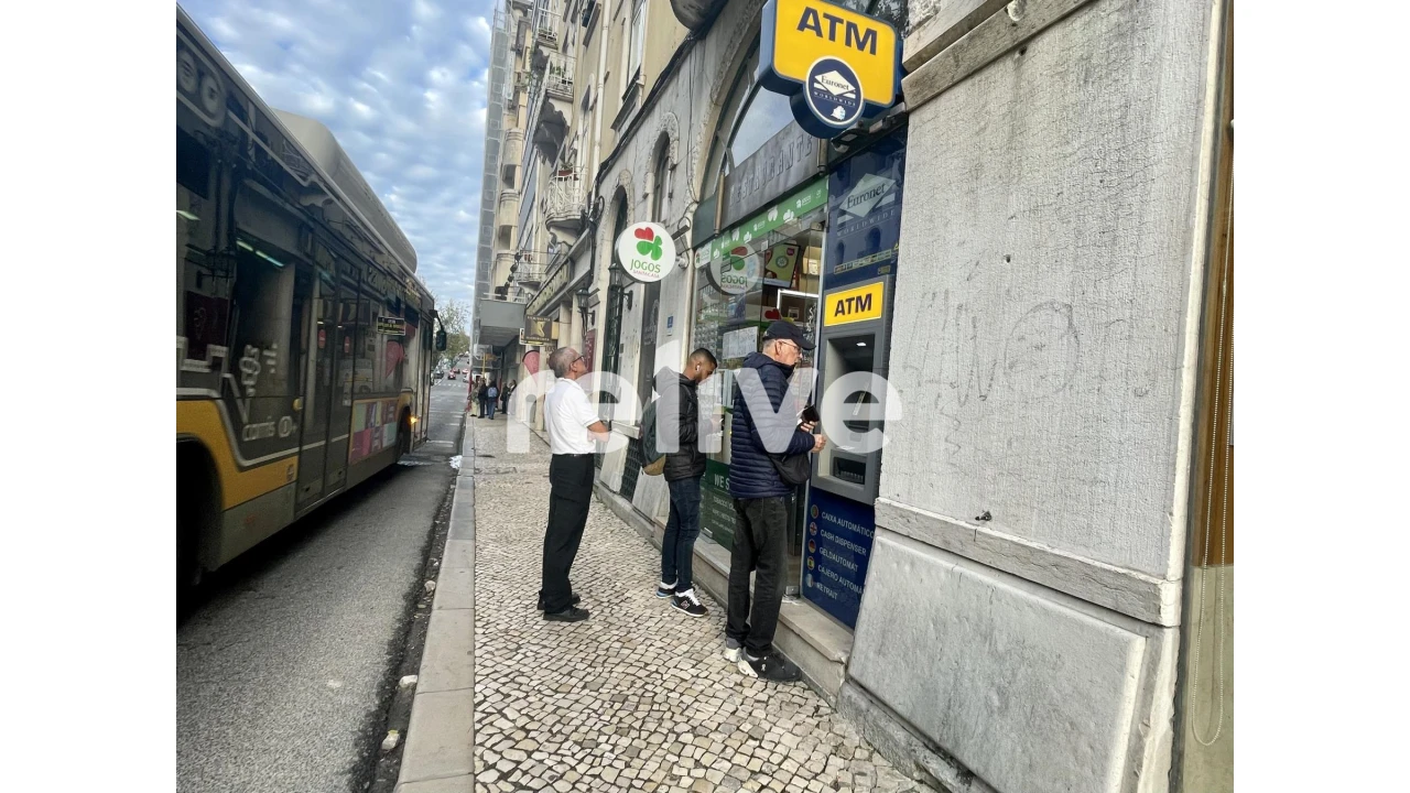 Loja para Venda em Santo António Foto 22