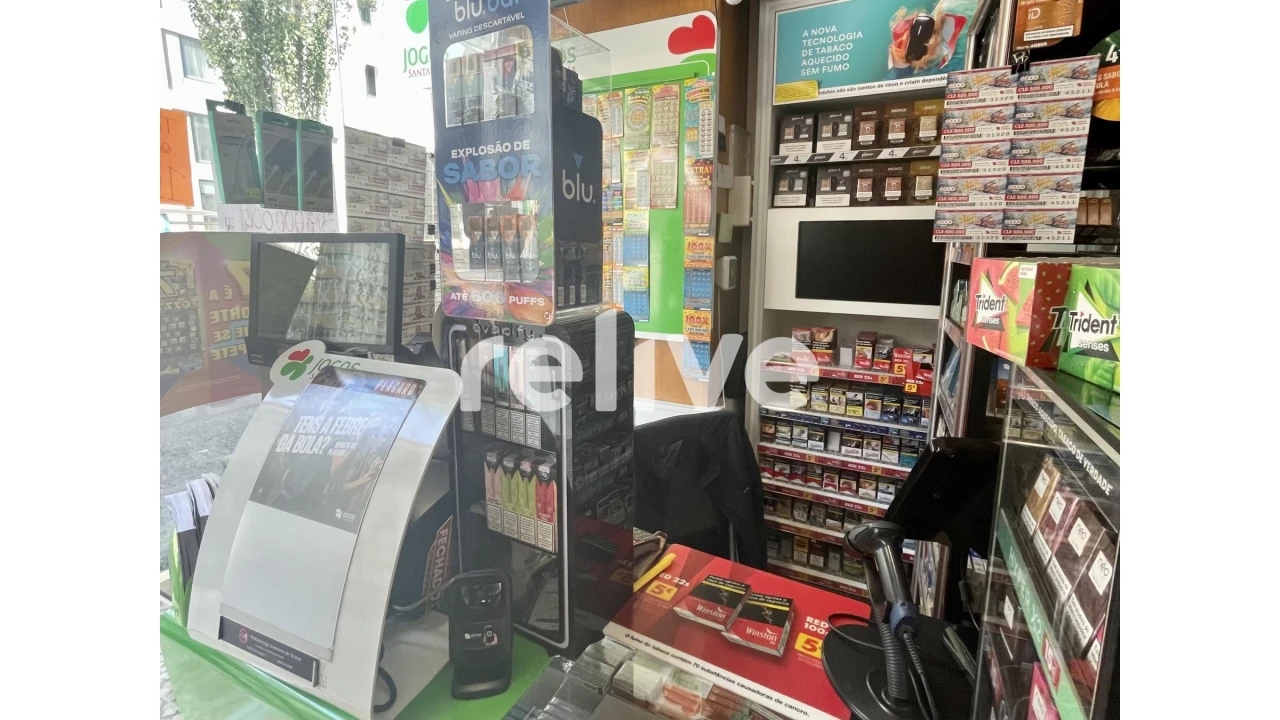 Loja para Venda em Santo António Foto 21