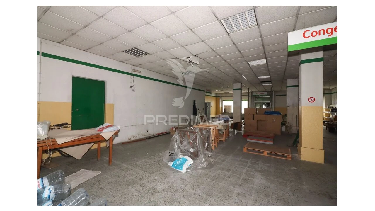 Prédio para Venda em Alenquer (Santo Estêvão e Triana) Foto 20