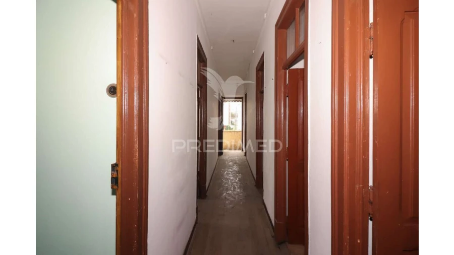 Prédio para Venda em Alenquer (Santo Estêvão e Triana) Foto 3