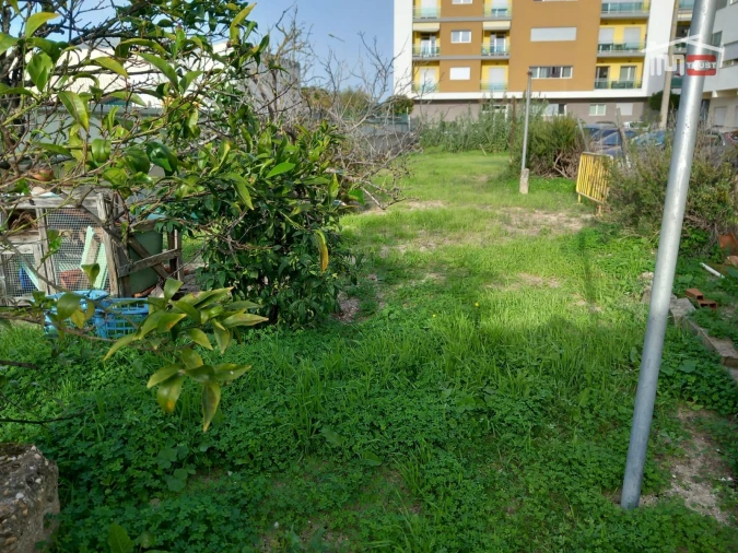 Moradia T3 para Venda em Alcochete Foto 7
