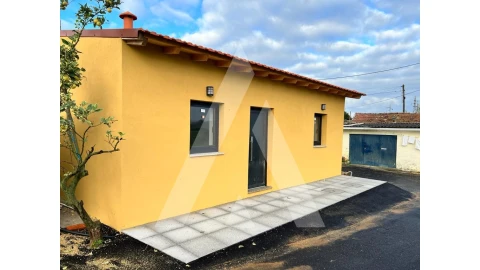 Moradia para Venda em Glória e Vera Cruz