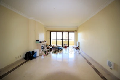 Apartamento T3 para Arrendamento em Cascais e Estoril