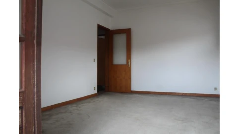 Apartamento T3 para Venda em Sé Nova, Santa Cruz, Almedina e São Bartolomeu