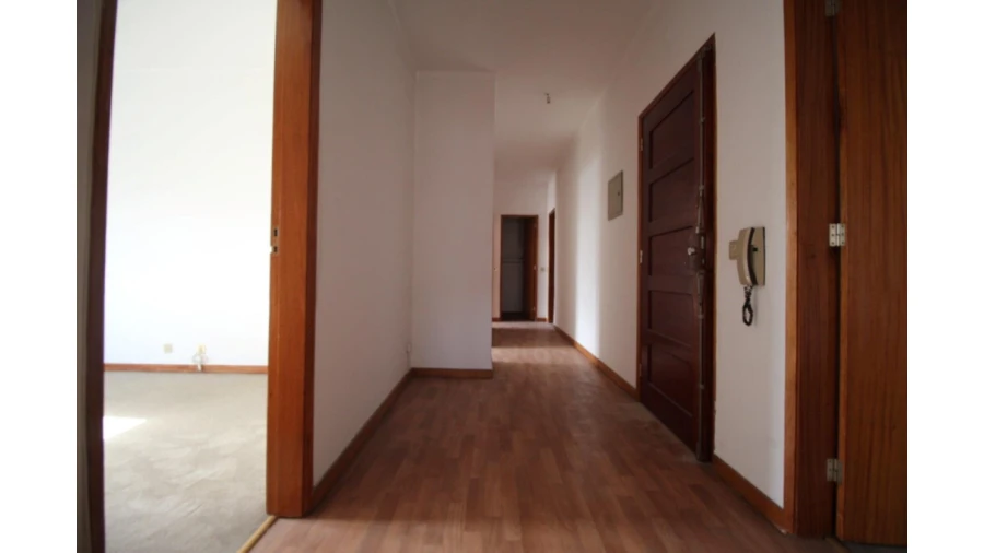 Apartamento T3 para Venda em Sé Nova, Santa Cruz, Almedina e São Bartolomeu