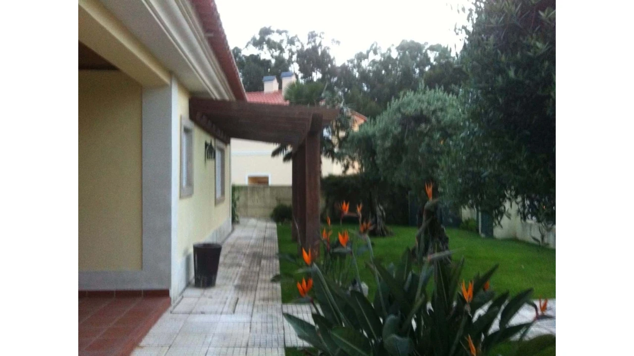 Moradia para Venda em Agualva e Mira-Sintra Foto 4