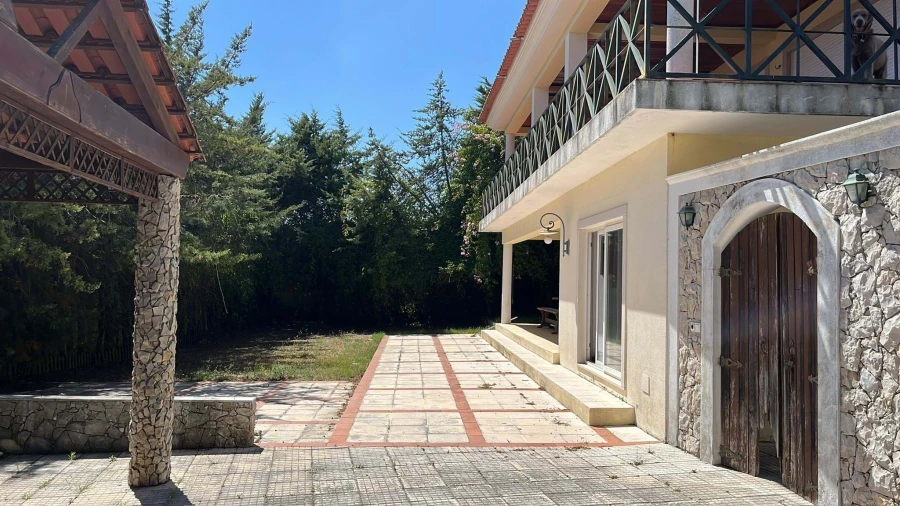 Moradia para Venda em Agualva e Mira-Sintra Foto 1