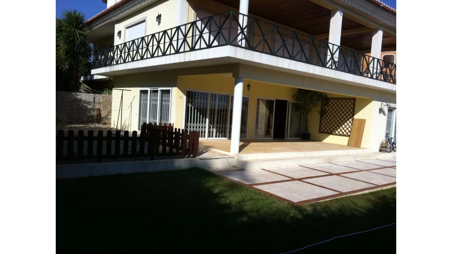 Moradia para Venda em Agualva e Mira-Sintra Foto 9