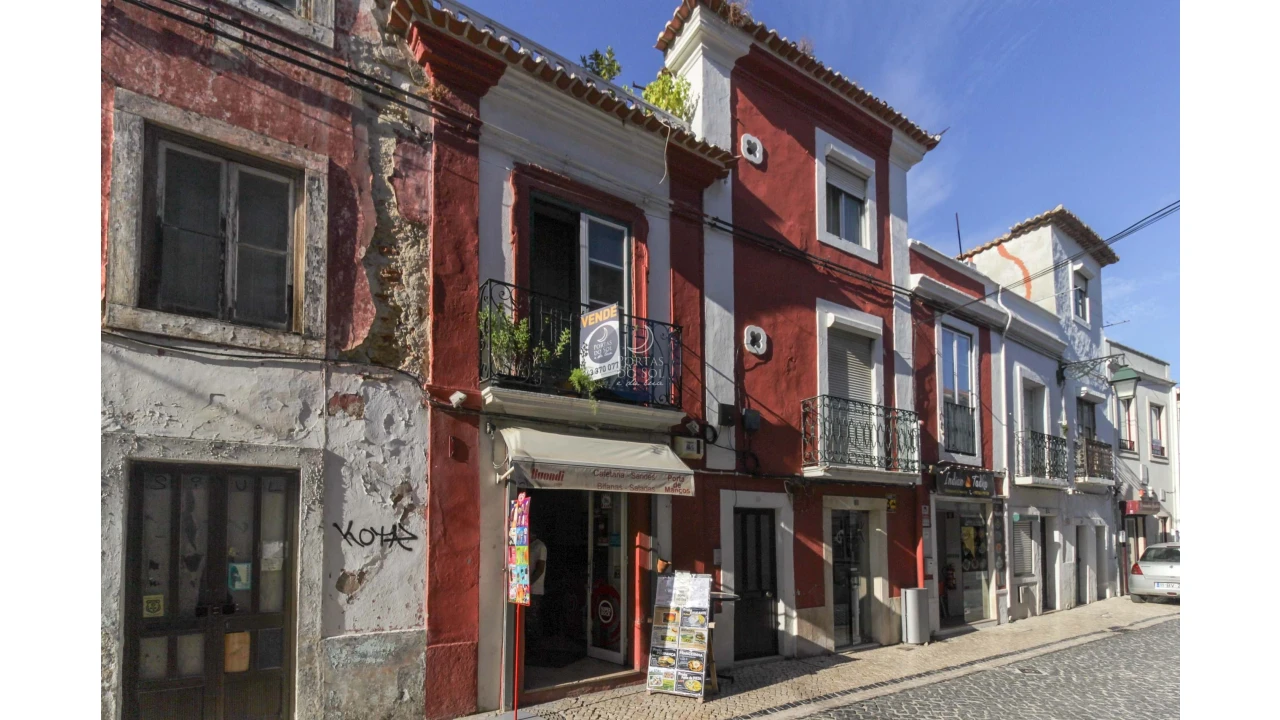 Prédio para Venda em Marvila, Ribeira Santarém, São Salvador, São Nicolau Foto 1