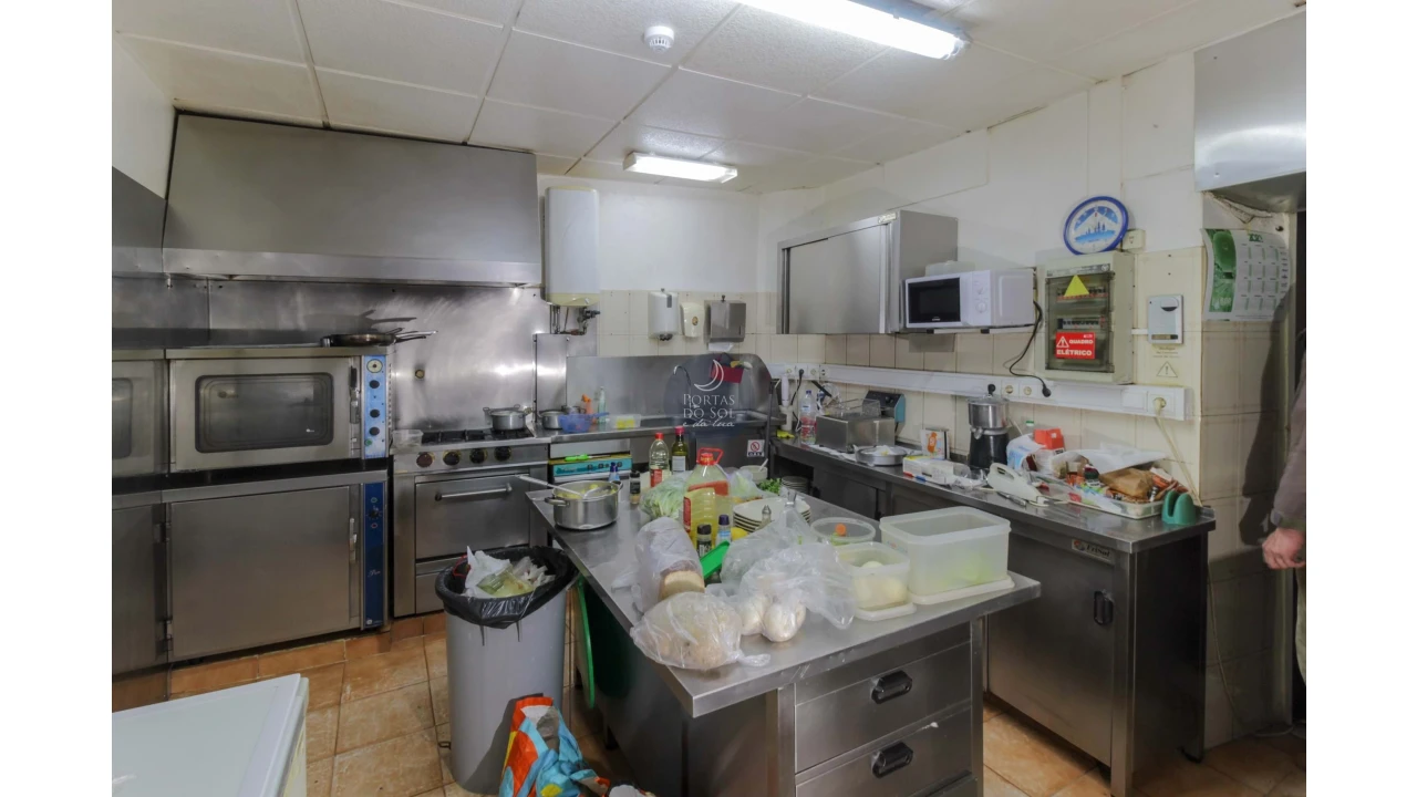 Prédio para Venda em Marvila, Ribeira Santarém, São Salvador, São Nicolau Foto 11