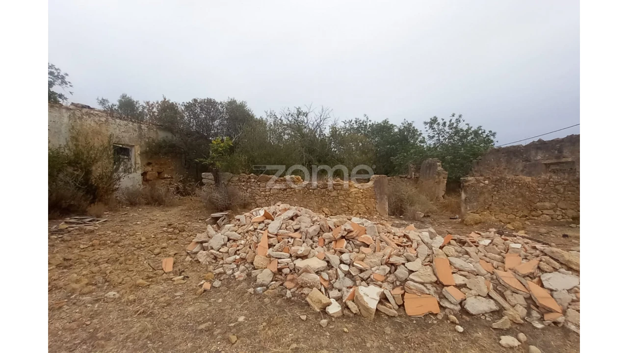 Moradia T3 para Venda em Conceição e Estoi Foto 27