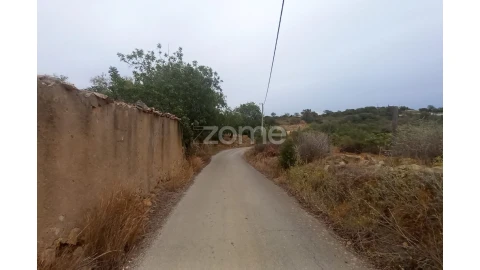 Moradia T3 para Venda em Conceição e Estoi