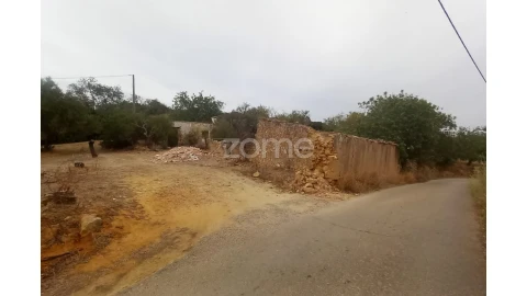 Moradia T3 para Venda em Conceição e Estoi