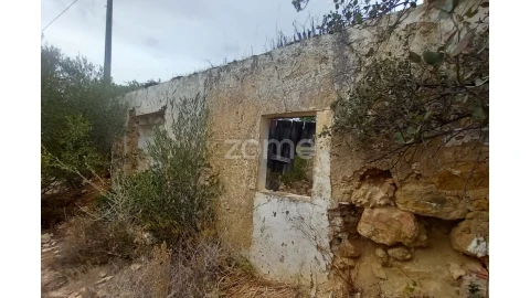 Moradia T3 para Venda em Conceição e Estoi