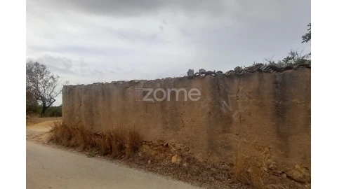 Moradia T3 para Venda em Conceição e Estoi