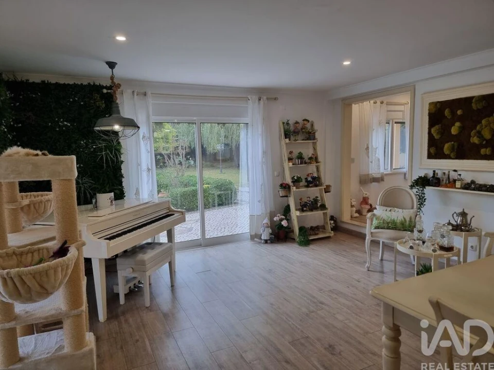 Moradia T3 para Venda em Santa Maria e São Miguel, São Martinho, São Pedro Penaferrim Foto 10