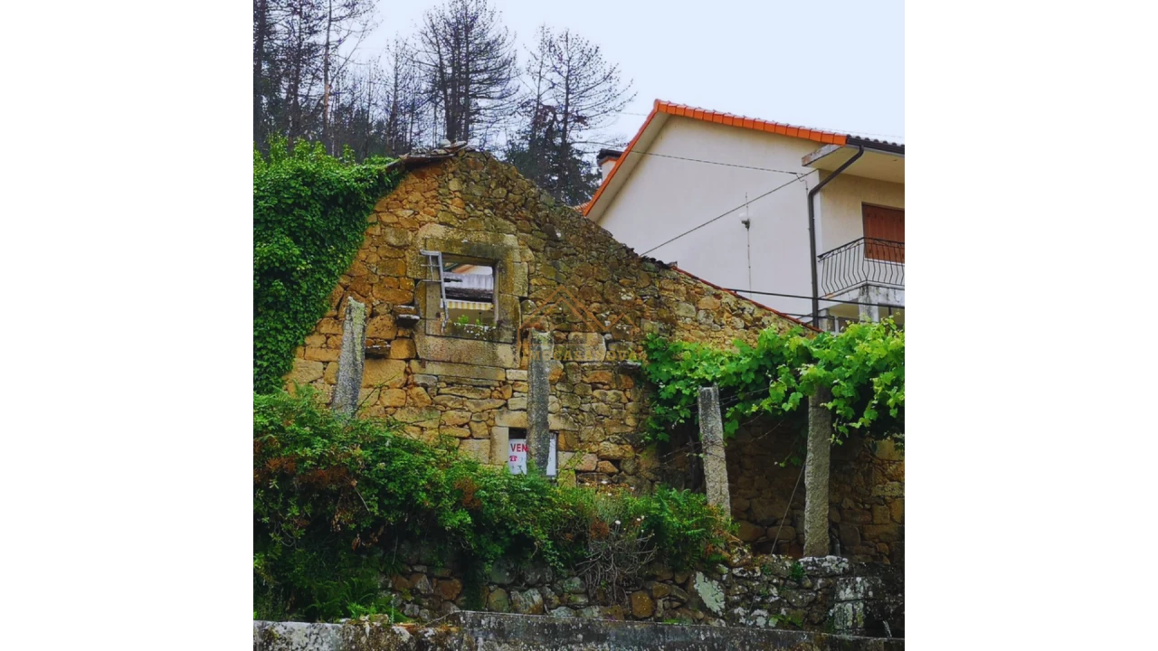 Terreno para Venda em Longos Vales Foto 1