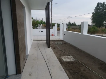 Moradia T4 para Venda em Fernao Ferro