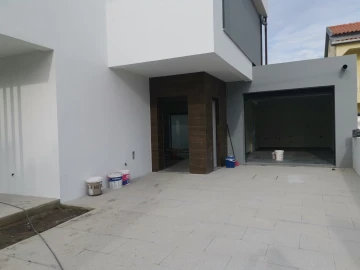 Moradia T4 para Venda em Fernao Ferro