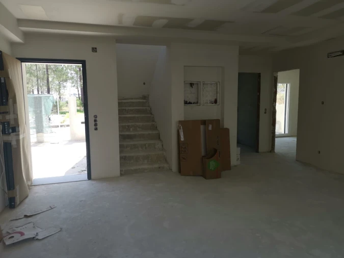 Moradia T4 para Venda em Fernao Ferro Foto 20
