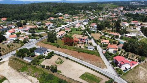 Terreno para Venda em Cavernães
