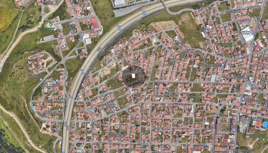 Terreno para Venda em Casal de Cambra Foto 5