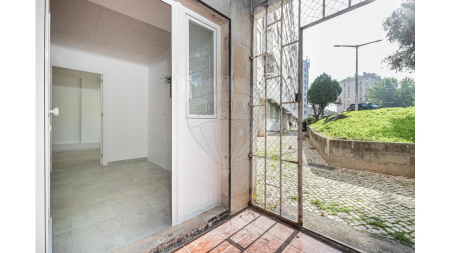 Escritório para Arrendamento em Póvoa de Santa Iria e Forte da Casa Foto 12