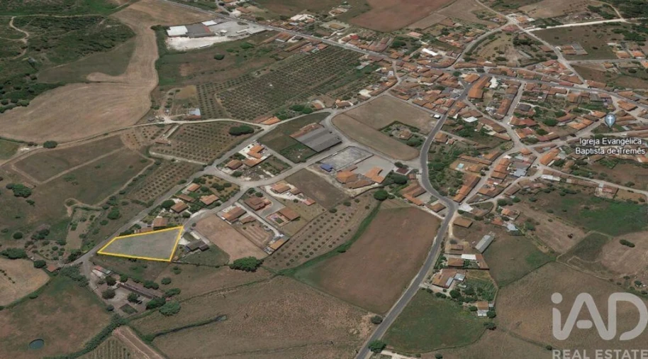 Terreno para Venda em Azoia de Cima e Tremês Foto 4