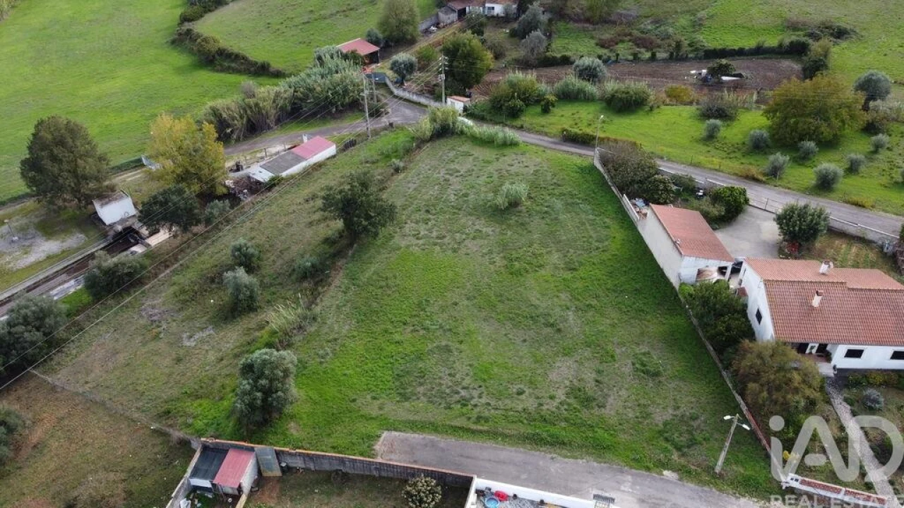 Terreno para Venda em Azoia de Cima e Tremês Foto 16