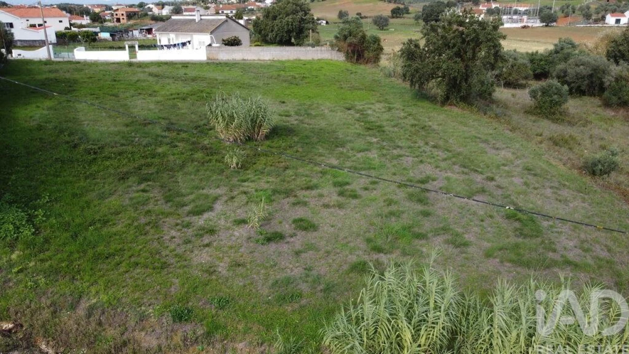 Terreno para Venda em Azoia de Cima e Tremês Foto 9