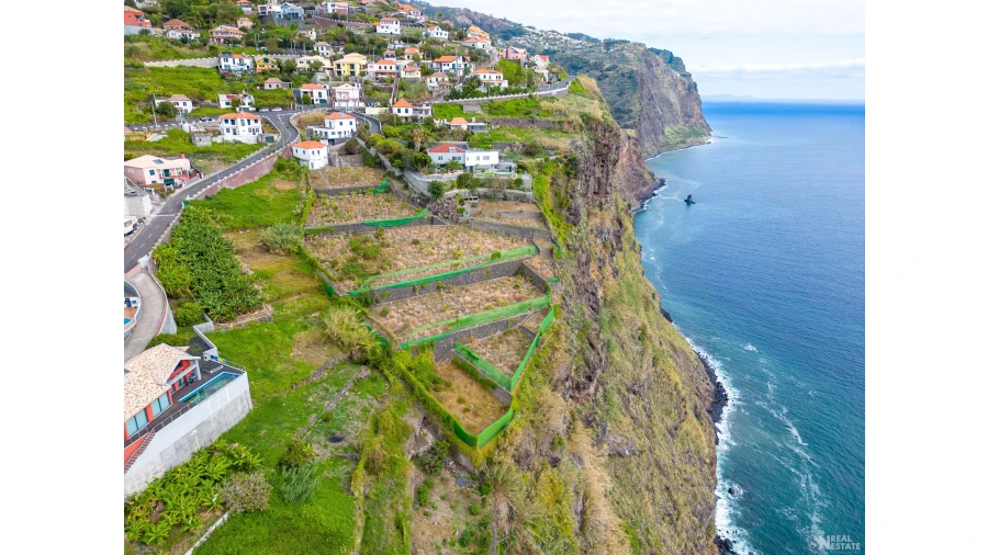 Terreno para Venda em Campanario Foto 2
