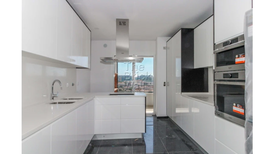 Apartamento T3 para Venda em Odivelas Foto 2