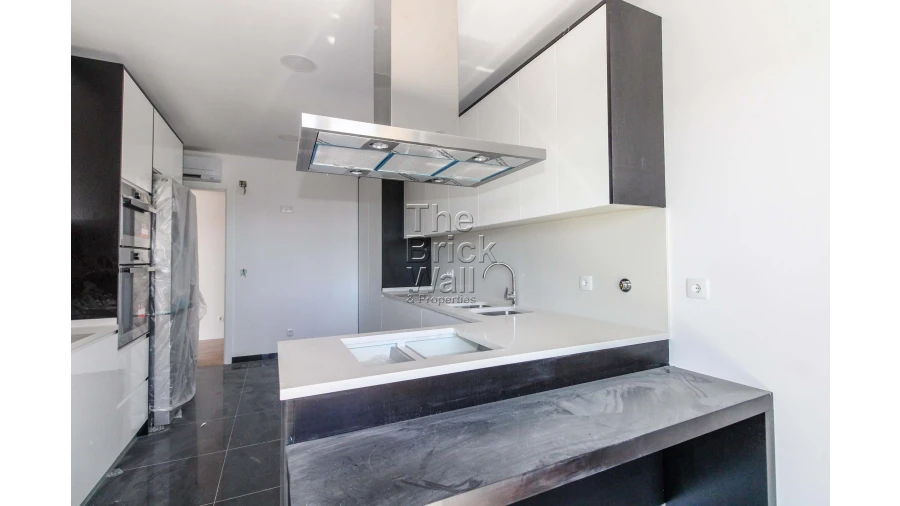 Apartamento T3 para Venda em Odivelas Foto 3