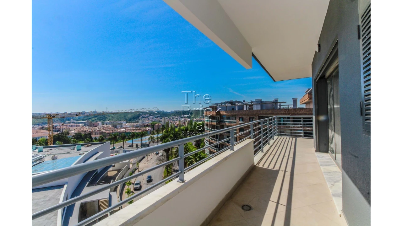 Apartamento T3 para Venda em Odivelas Foto 4