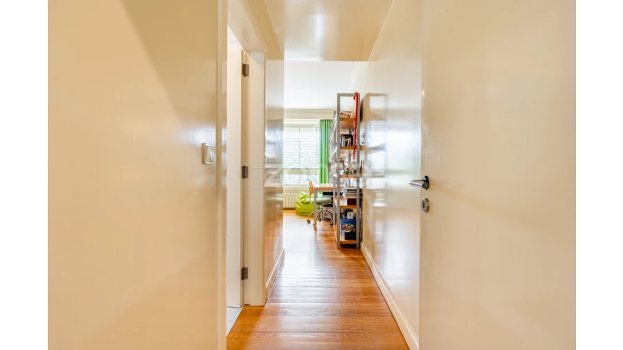 Moradia T5 para Venda em Vilar de Nantes Foto 61