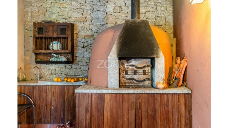 Moradia T5 para Venda em Vilar de Nantes Foto 72