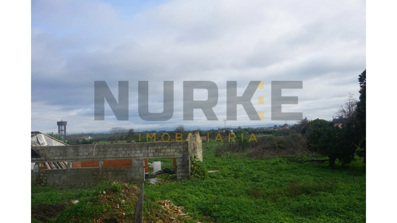 Moradia T3 para Venda em Sepins e Bolho Foto 8