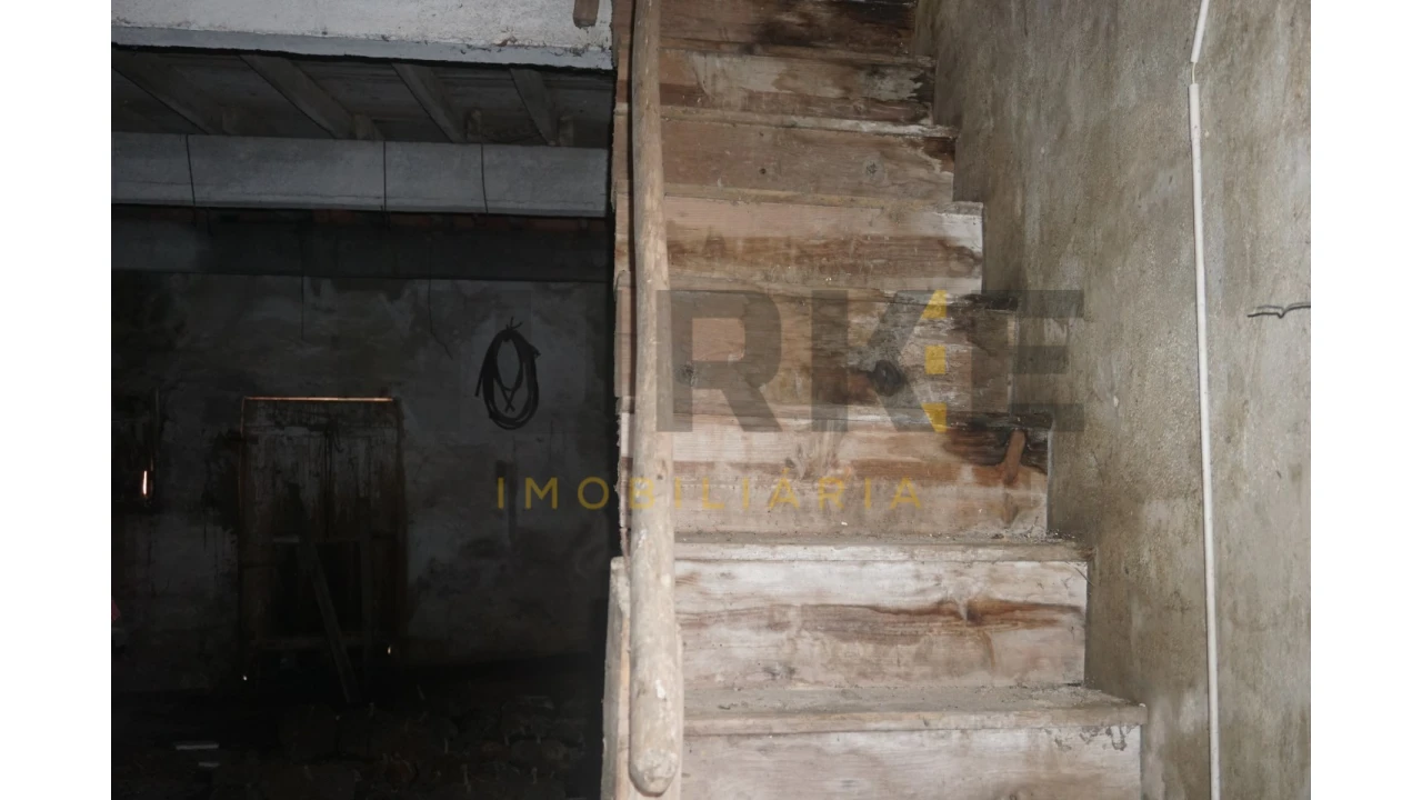 Moradia T3 para Venda em Sepins e Bolho Foto 20