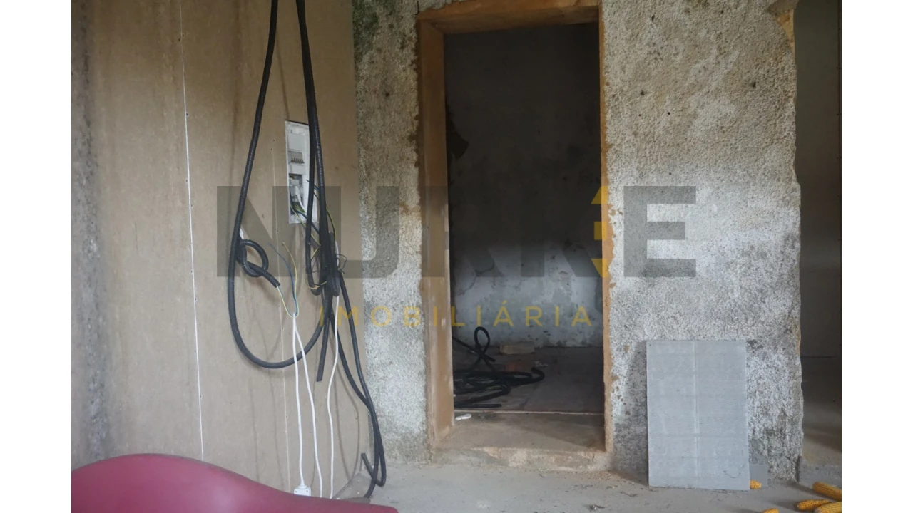 Moradia T3 para Venda em Sepins e Bolho Foto 24