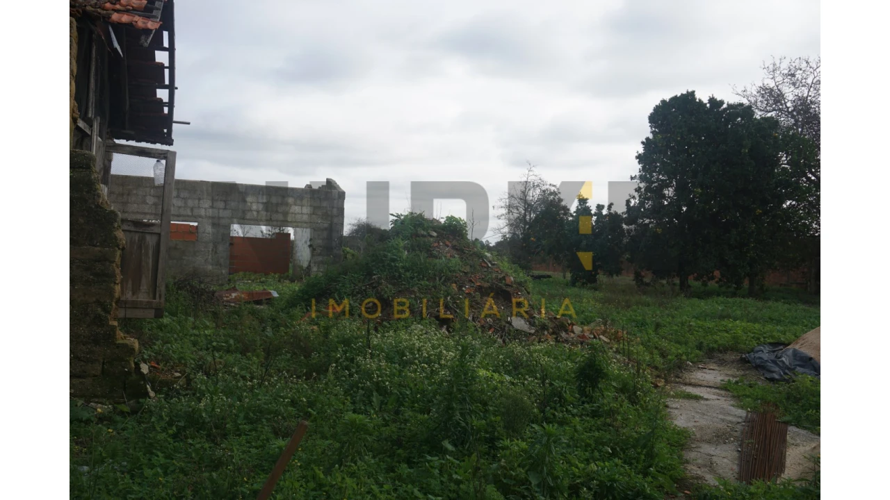 Moradia T3 para Venda em Sepins e Bolho Foto 33