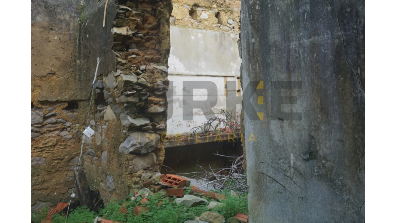 Moradia T3 para Venda em Sepins e Bolho Foto 22