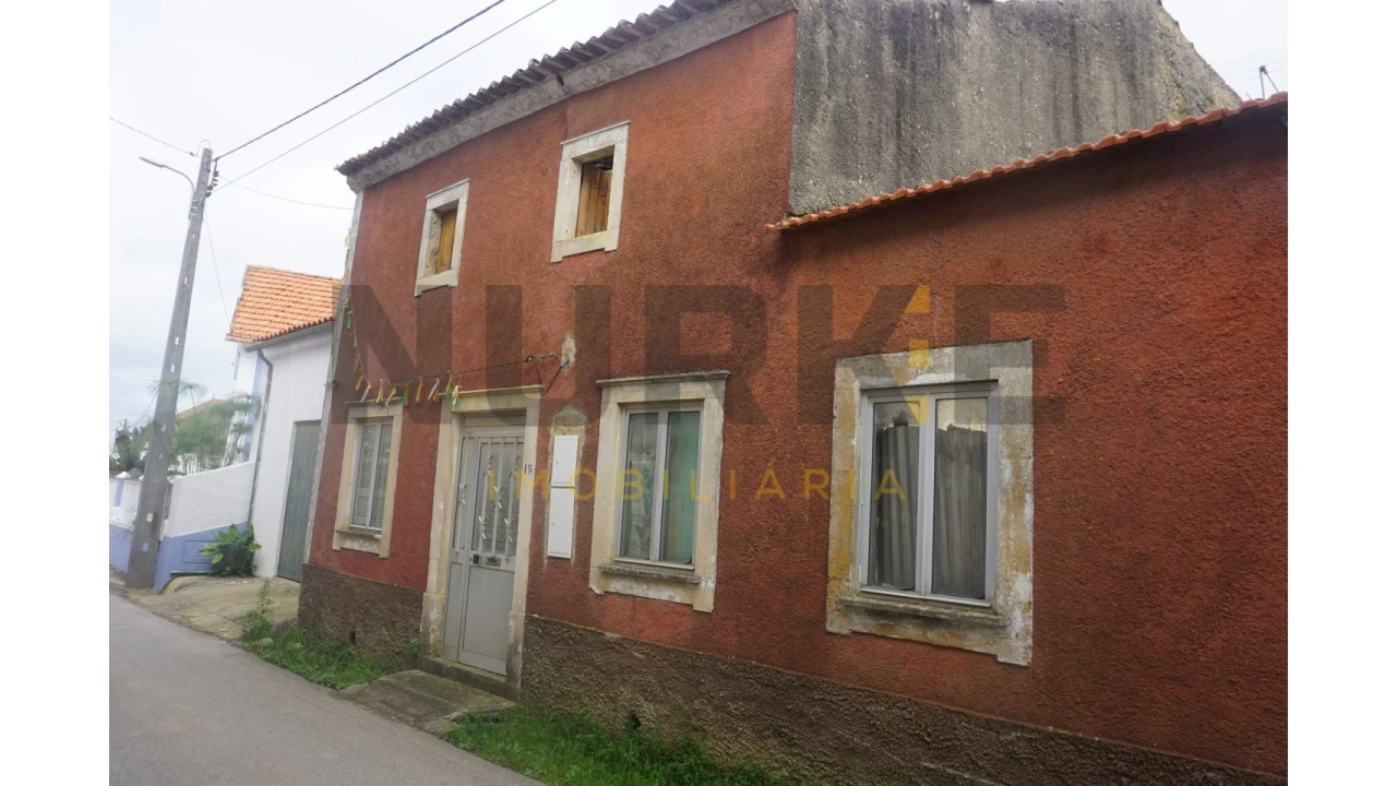 Moradia T3 para Venda em Sepins e Bolho Foto 2