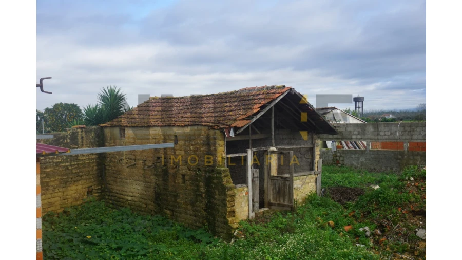 Moradia T3 para Venda em Sepins e Bolho Foto 3