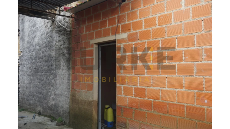 Moradia T3 para Venda em Sepins e Bolho Foto 15