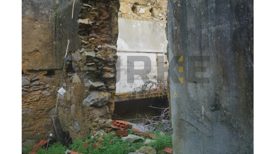 Moradia T3 para Venda em Sepins e Bolho Foto 22