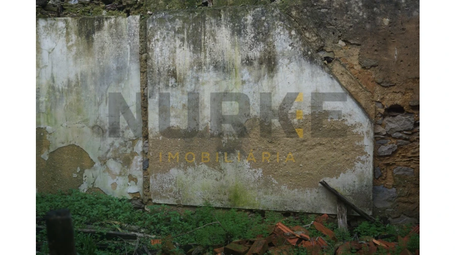 Moradia T3 para Venda em Sepins e Bolho Foto 31