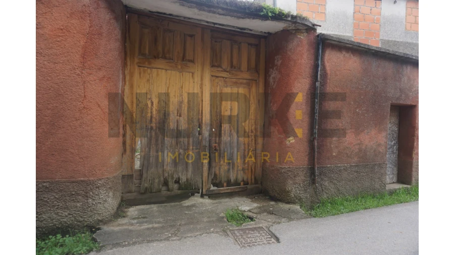 Moradia T3 para Venda em Sepins e Bolho Foto 35