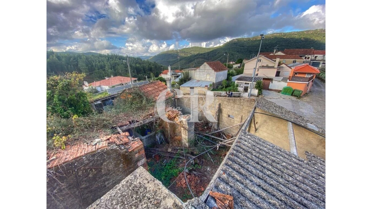 Moradia T5 para Venda em Aguda Foto 17